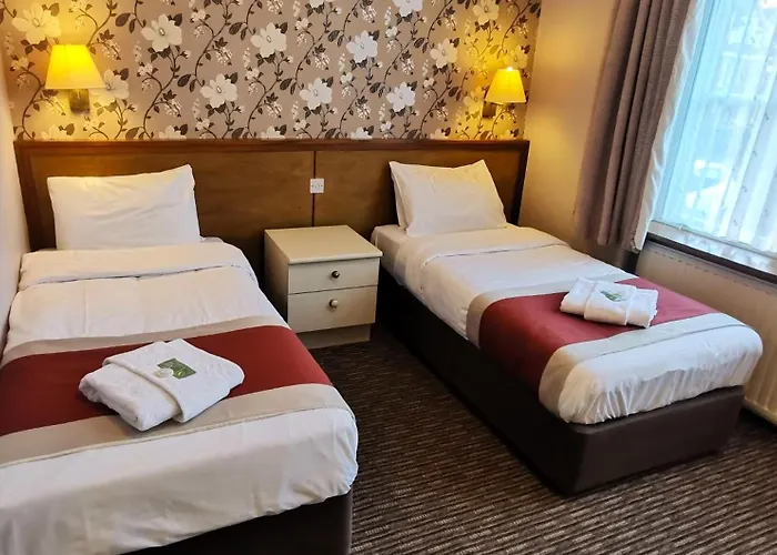Russell Hotel
