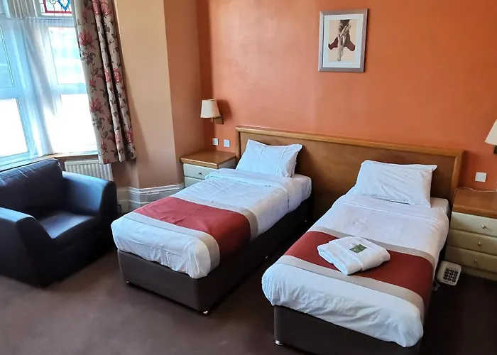 Russell Hotel