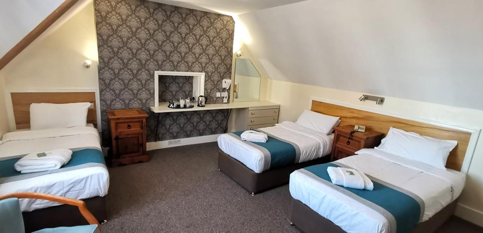 Russell Hotel