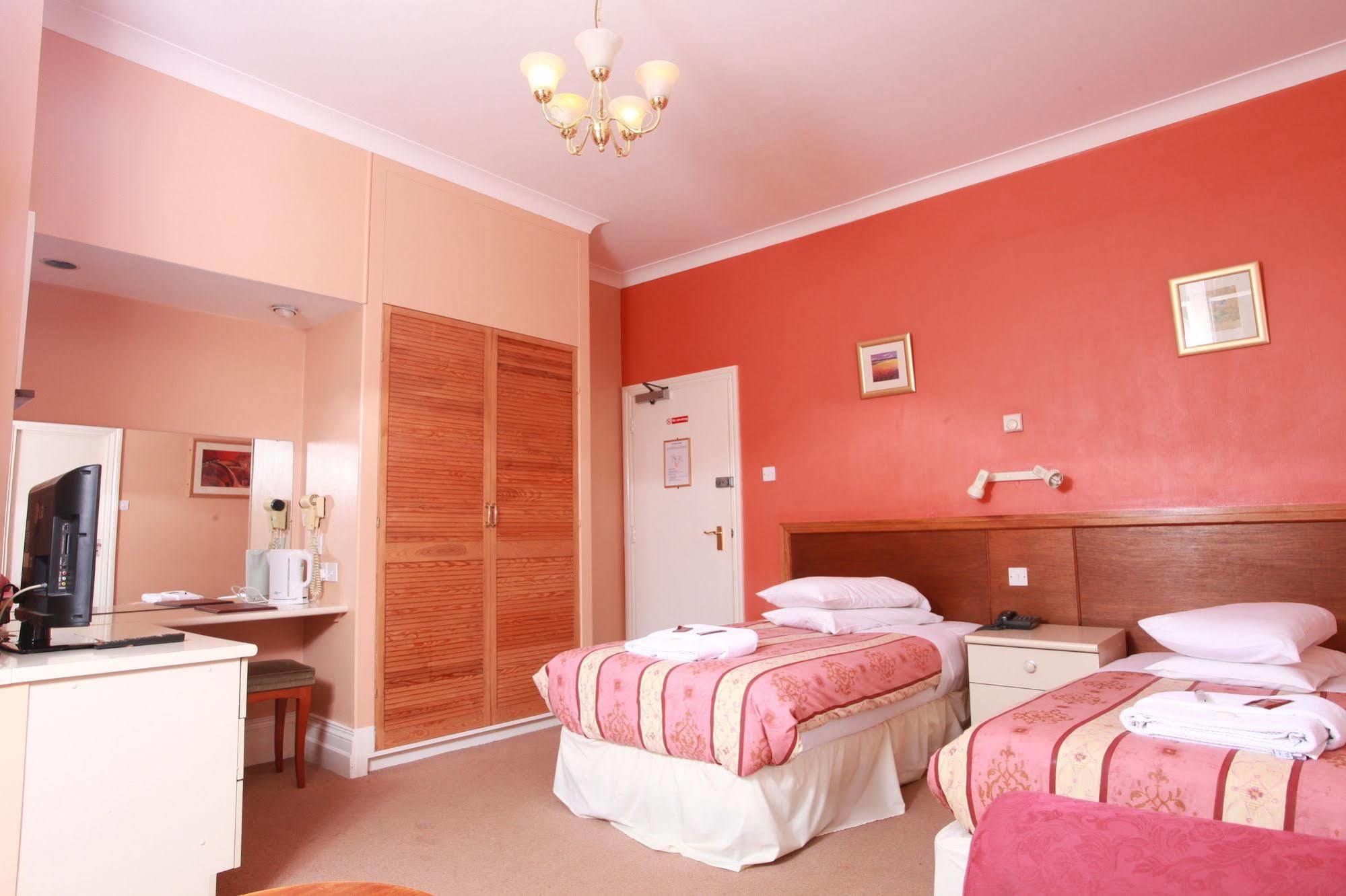 Hotel Russell