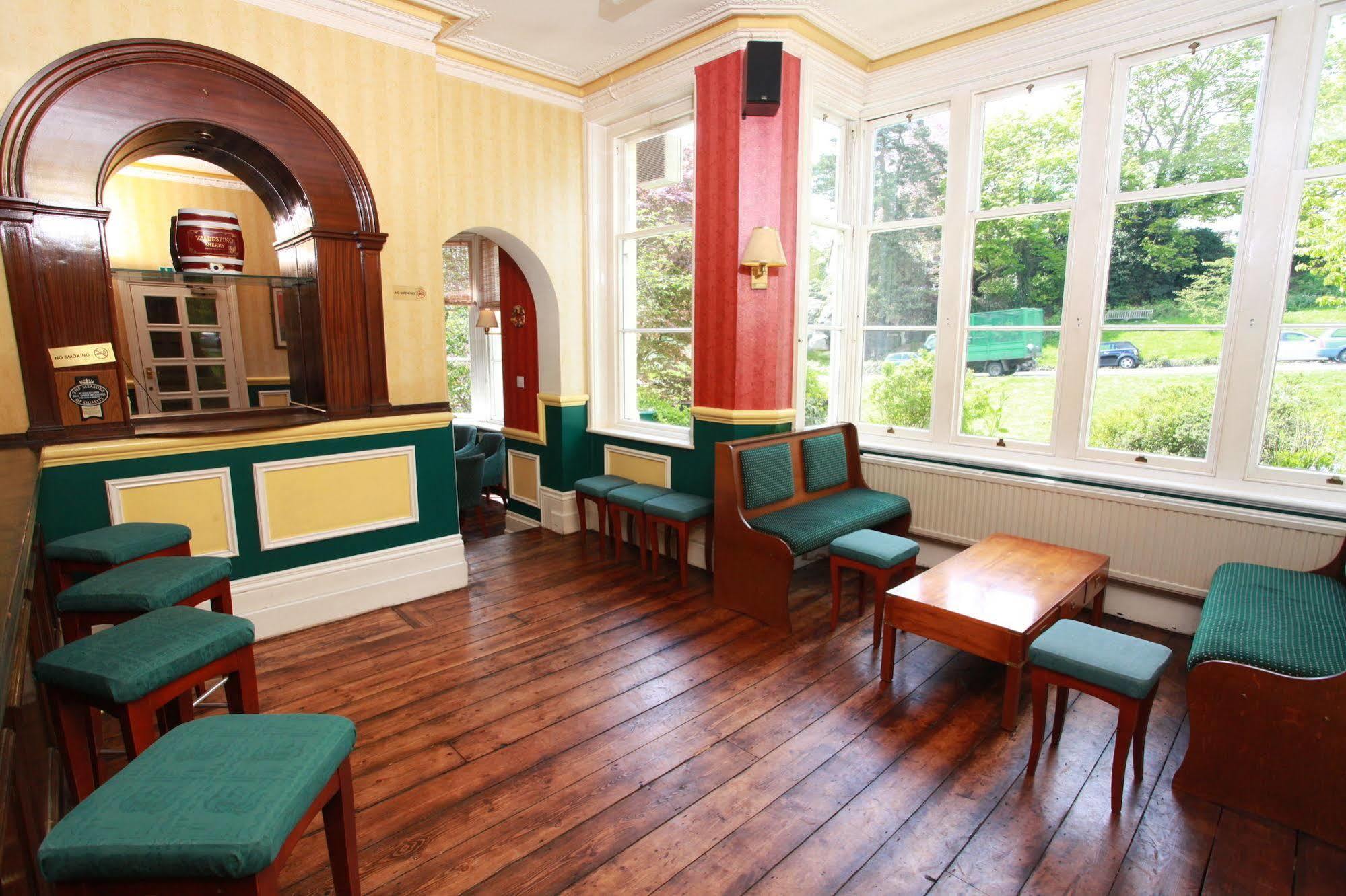 Hotel Russell